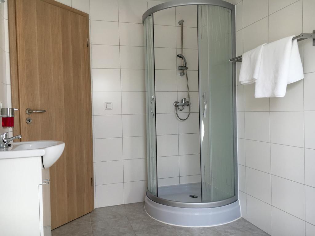 ARB Pension GmbH Herchsheim Bagian luar foto