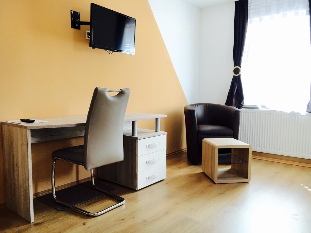 ARB Pension GmbH Herchsheim Bagian luar foto